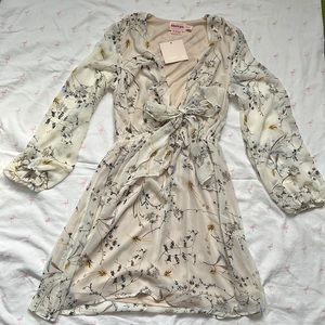 Ivory Floral Dress - Size 4 (Showpo.)